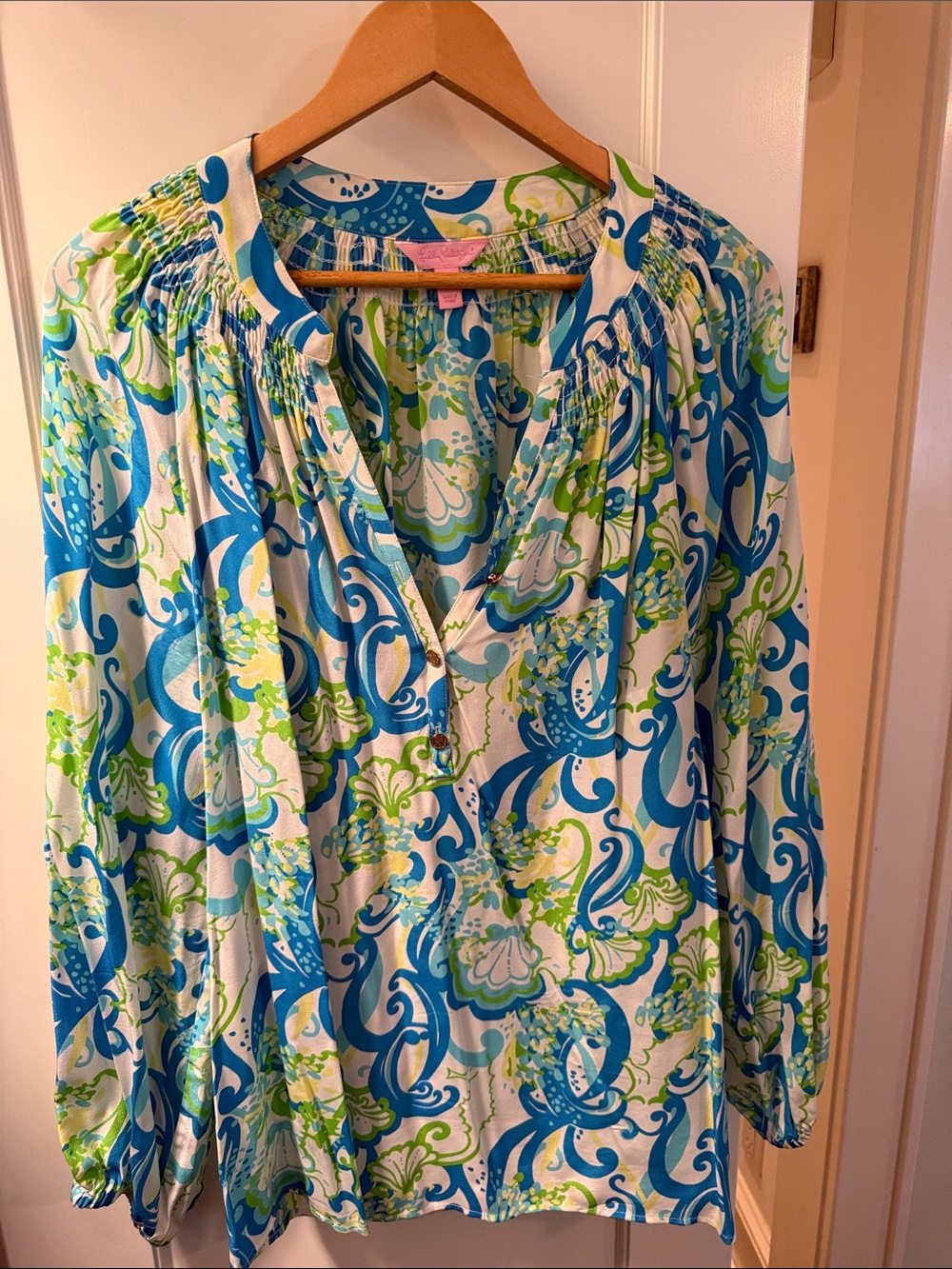 Lilly Pulitzer Blue & Green Paisley-Print V-Neck Blouse 100% Silk